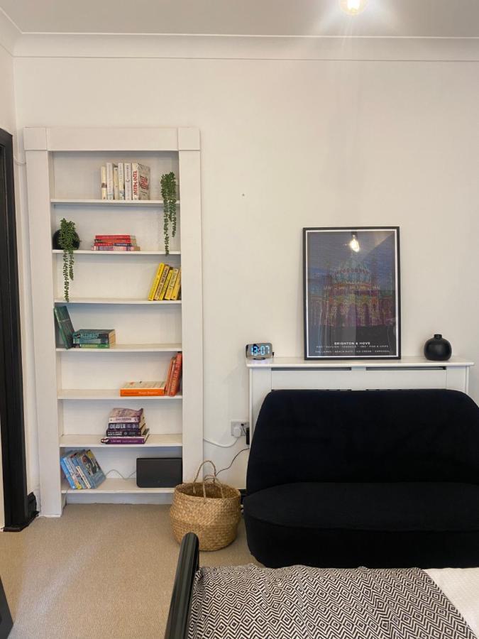 Stylish Central Basement Studio, With Outdoor Space Brighton Bagian luar foto
